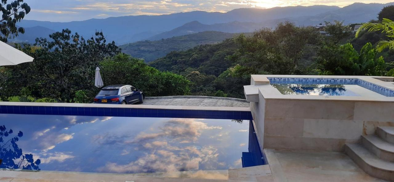 Mountain View * Anapoima