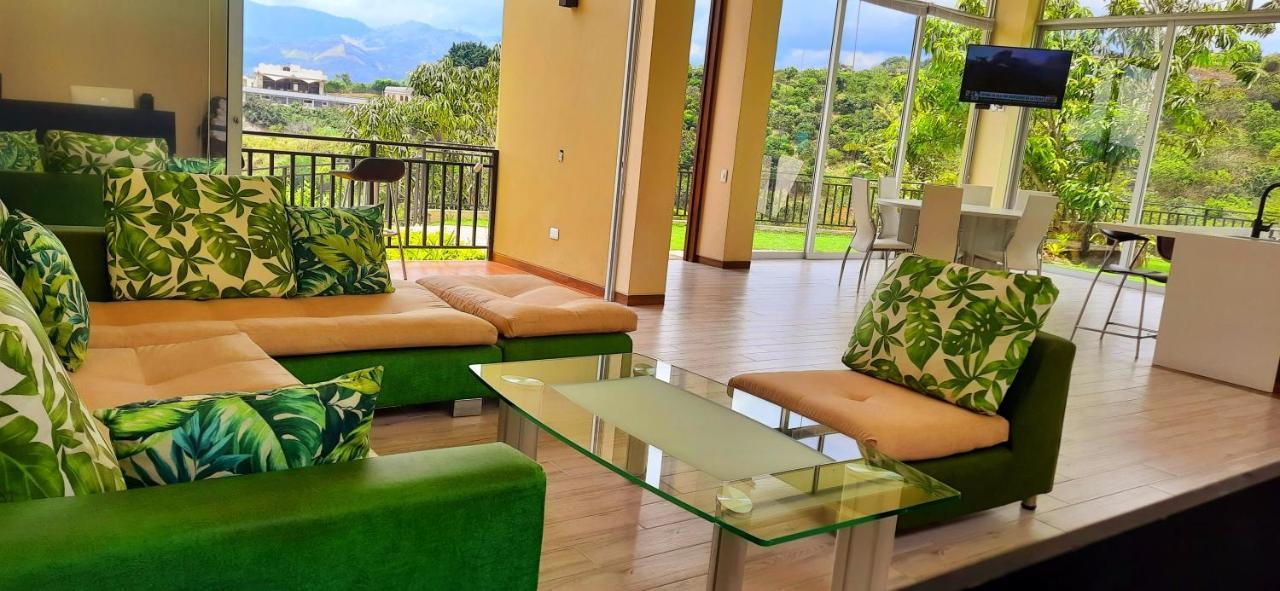 Mountain View * Anapoima